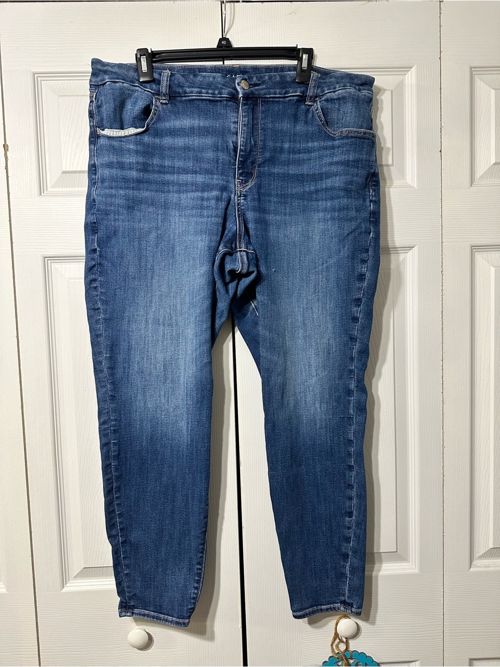 American Eagle Outfitters Blue Mid-Rise Skinny Jeans